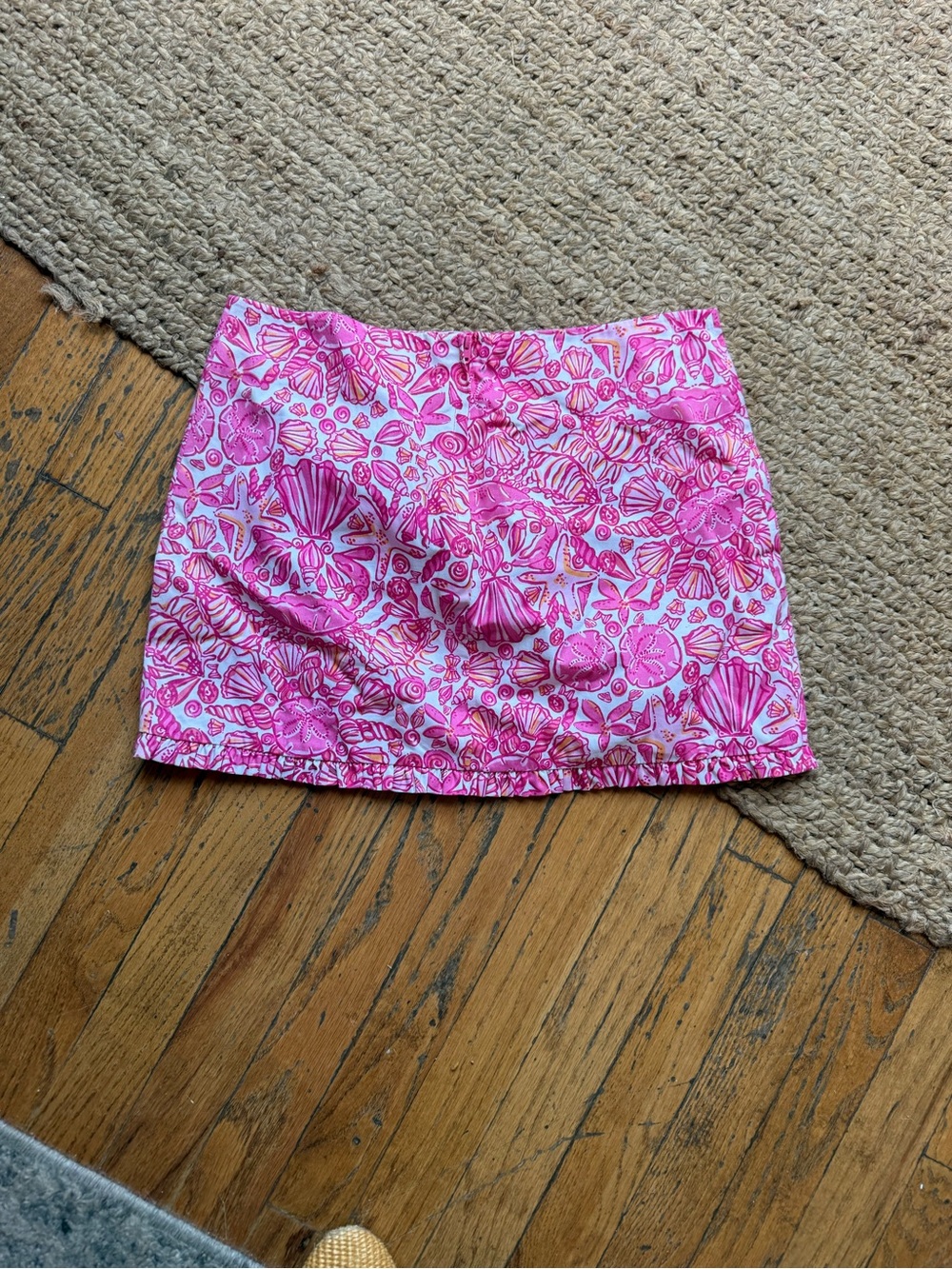 Lilly Pulitzer mini skirt in the Hotty Pink Salors valentine print sz: 00